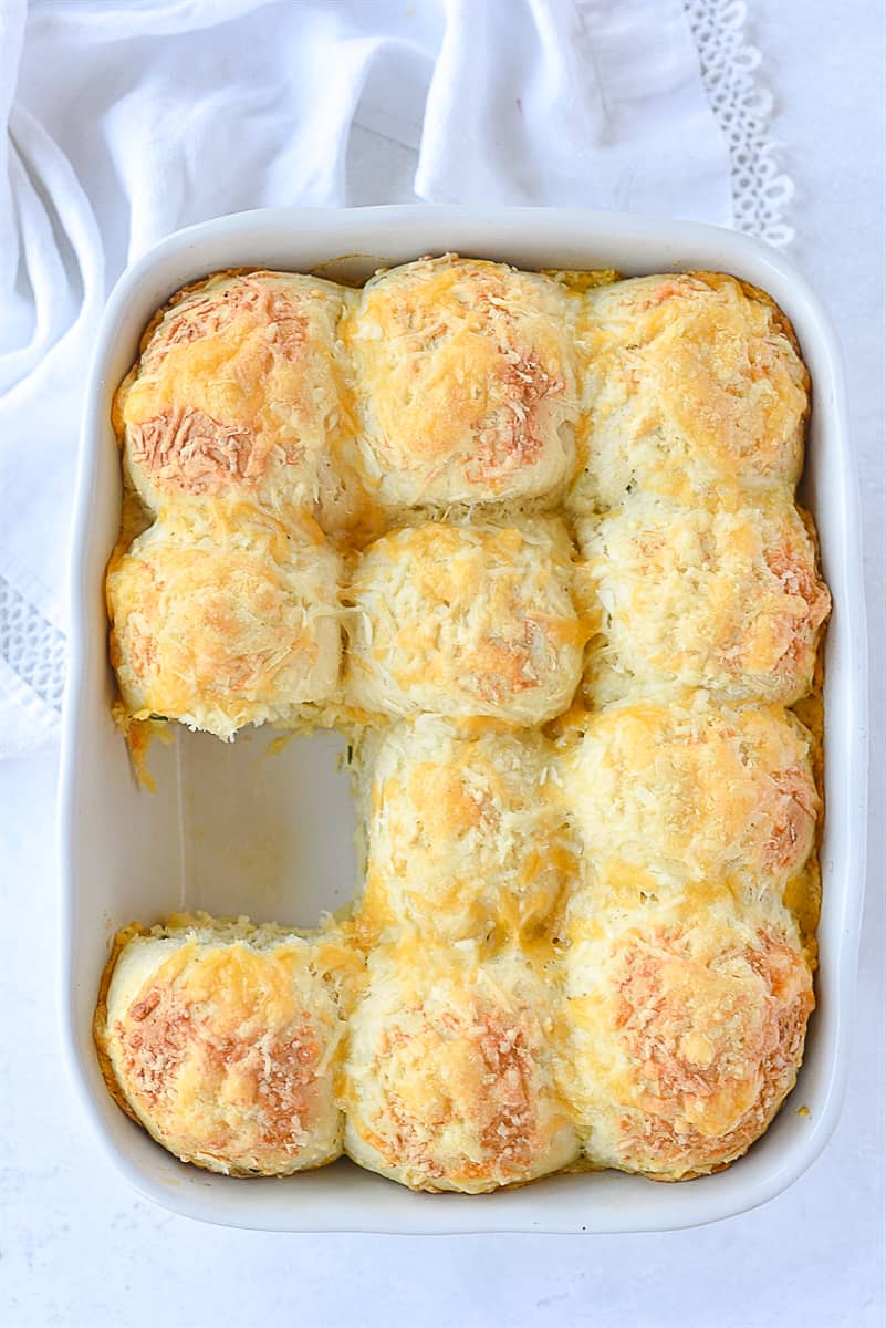 30 minute her rolls cheese herb rolls